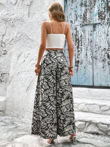 SHEIN VCAY 素色吊帶上衣&熱帶圖案闊腿褲 - 黑色 - 查看 2