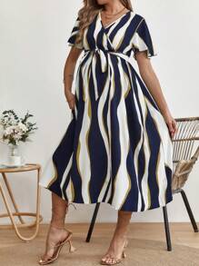 SHEIN Maternity Colourblock Surplice Neck Butterfly Sleeve Dress - Navy Blue - View 3