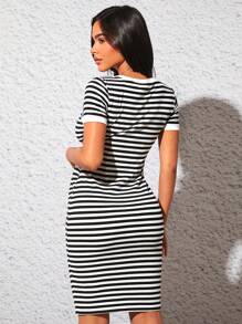 SHEIN Maternidad Vestido ajustado con estampado de rayas - Blanco y Negro - Ver 2