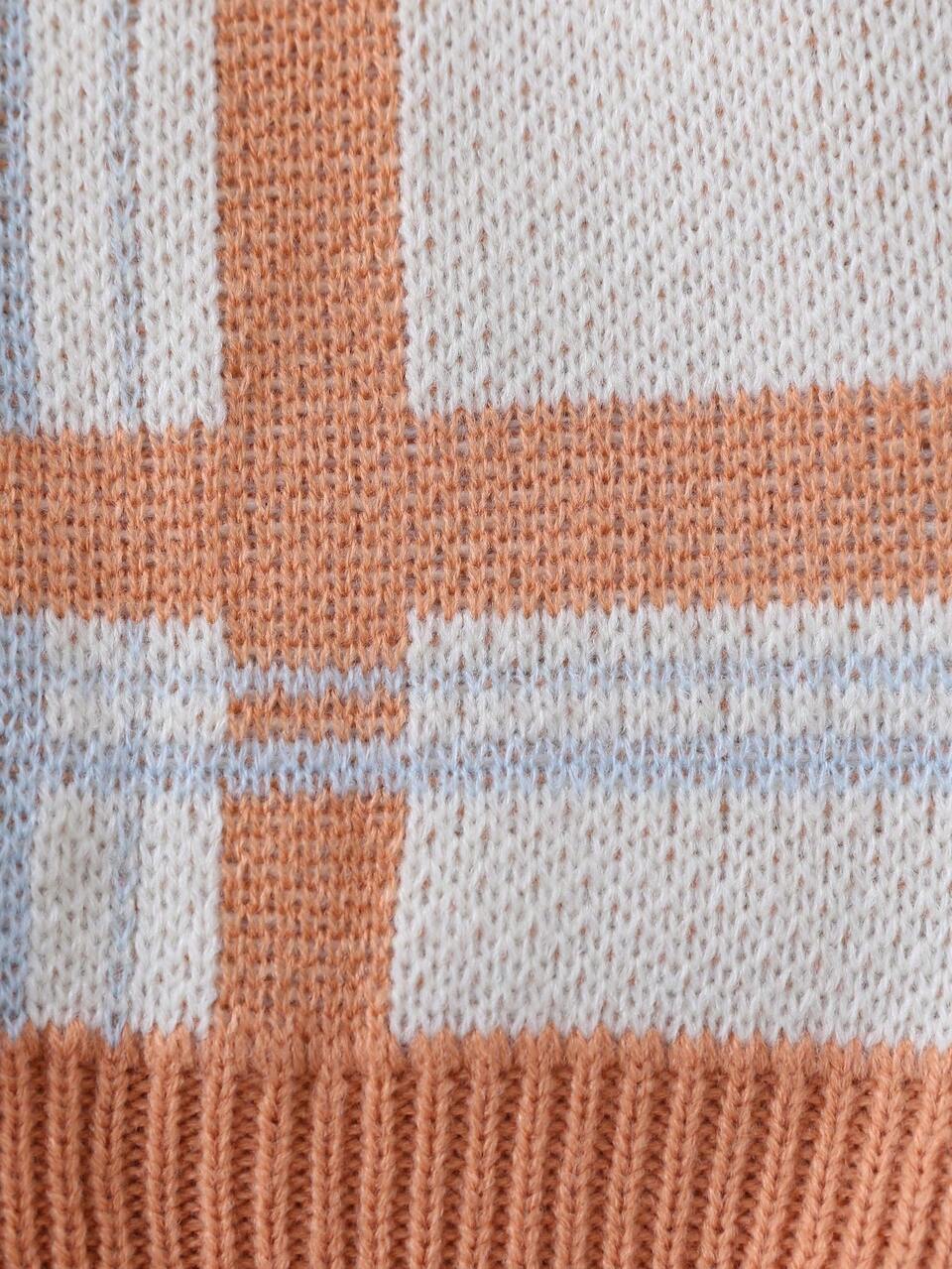 Young Boy Plaid Pattern Cardigan