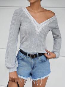 RueChic Guipure Lace Trim V Neck Tee - Light Grey - View 5