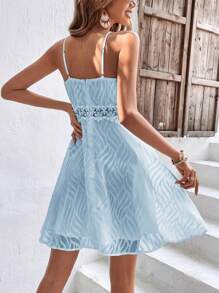 SHEIN Frenchy 素色蕾絲拼接吊帶連衣裙 - 藍色 - 查看 2