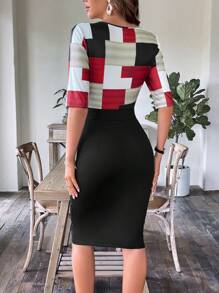 SHEIN Clasi Geo Print Notched Neckline Bodycon Dress - Black - View 2