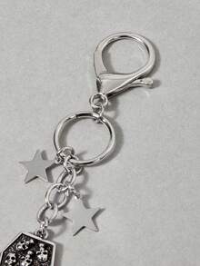 ROMWE Goth Fashionable Vintage Star & Skull Decor Keychain - Silver - View 3