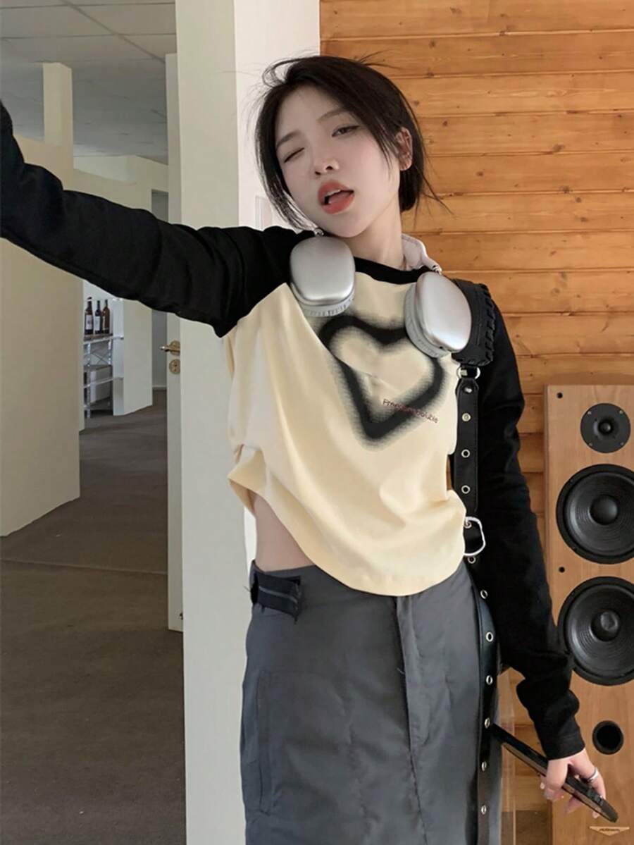 Camiseta crop con estampado de corazón en contraste de manga raglán - Albaricoque - Ver 1