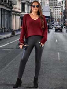 SHEIN Clasi Hơn Ngọc trai đính cườm Cắt ra Xoay lại Thả vai Áo len - Màu Đỏ Sâu - Xem 5