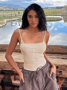 DAZY Chất rắn Cami ngọn - Màu be - Xem 2