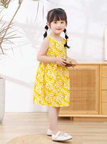 Young Girl Cartoon Graphic Smock Dress - Yellow - View 5
