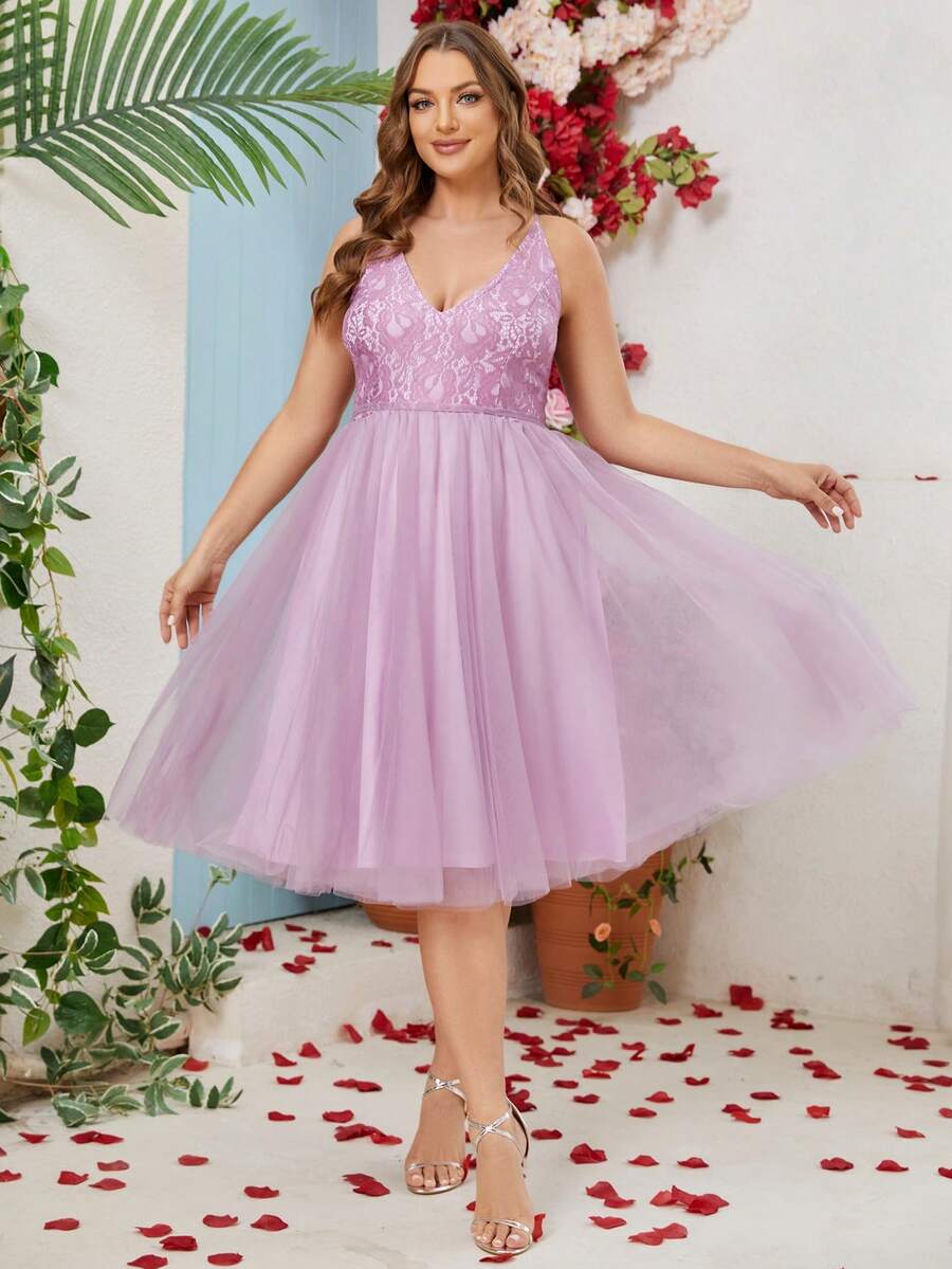 Plus Size Elegant Lace Contrast Mesh Formal Dress - Dusty Purple - View 1