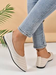 Women Chevron Pattern Point Toe Ballet Flats, Fashion Outdoor Flats - White - View 3