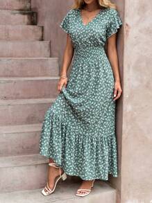 RueChic Ditsy Floral Print Shirred Waist Ruffle Hem Dress - Green - View 5