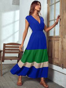 SHEIN VCAY 撞色交疊領荷葉邊連衣裙