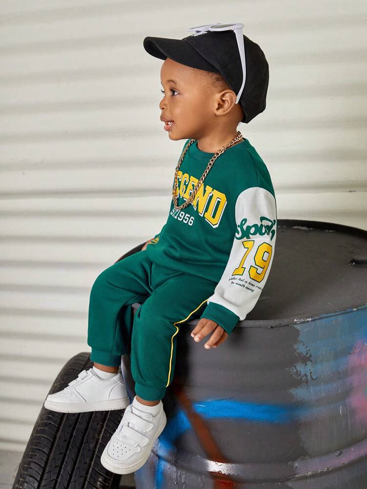 Baby Boy Letter Graphic Two Tone Sweatshirt & Sweatpants