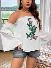 SHEIN LUNE 大碼印花一字肩褶邊喇叭袖襯衫 - 白色 - 查看 6