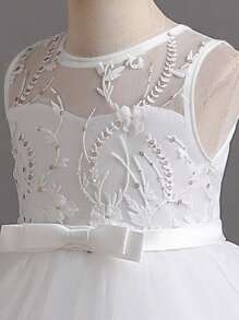 SHEIN Tween Girls' Lace Embroidery Mesh Bridesmaid Flower Girl Tulle Dress For Party, Show Host, Birthday Events - White - View 3