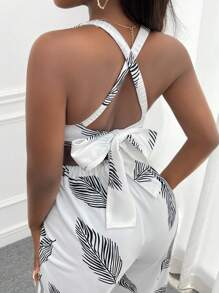 Slaydiva 樹葉印花後背繫帶吊帶連體褲 - 黑與白 - 查看 3