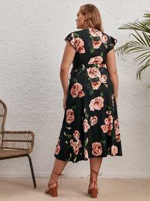 SHEIN VCAY 大碼印花荷葉邊圍裹側打結荷葉邊連衣裙 - 彩色 - 查看 2