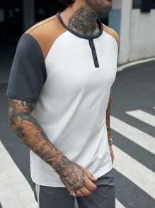GENTILAND Men Colourblock Button Half Placket Tee - White - View 6