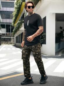 Manfinity RebelGame Men Camo Print Flap Pocket Cargo Trousers - Multicolor - View 4