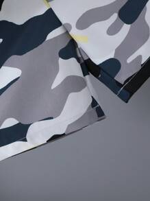 SHEIN 2入組/套 男童休閒簡約透氣舒適潮流小熊卡通圖案 T恤迷彩印花短褲 - 彩色 - 查看 5