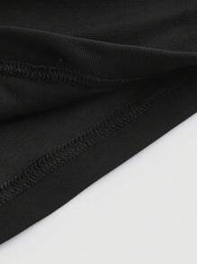 SHEIN MOD 素色3D貼花細節不對稱領短款上衣 - 黑色 - 查看 4