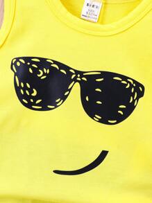 SHEIN Baby Boy Cartoon Graphic Tank Top & Letter Graphic Shorts