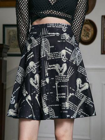 Academia Falda amplia con letra con estampado de esqueleto