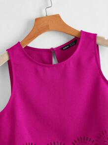 SHEIN LUNE Top sin mangas con escote en la espalda y recorte de concha cortado con láser, informal - Rojo violeta - Ver 3