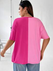 Flirla Hơn Đồ họa ô tô và chữ cái Hai âm Áo thun Thả vai - Hồng - Xem 2