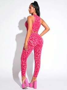 SHEIN SXY 滿版字母圖案繞頸短上衣&緊身打底褲 - 玫紅色 - 查看 2