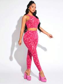 SHEIN SXY 滿版字母圖案繞頸短上衣&緊身打底褲 - 玫紅色 - 查看 3