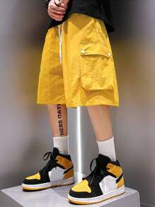 Manfinity EMRG Lỏng lẻo phù hợp Nam Cargo Quần short Với Flap túi , Bên Eo dây rút - Màu vàng - Xem 3