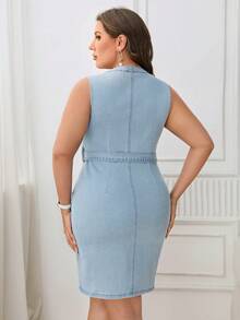 SHEIN Plus Zip Up Slant Pocket Belted Denim Dress - Light Wash - View 2