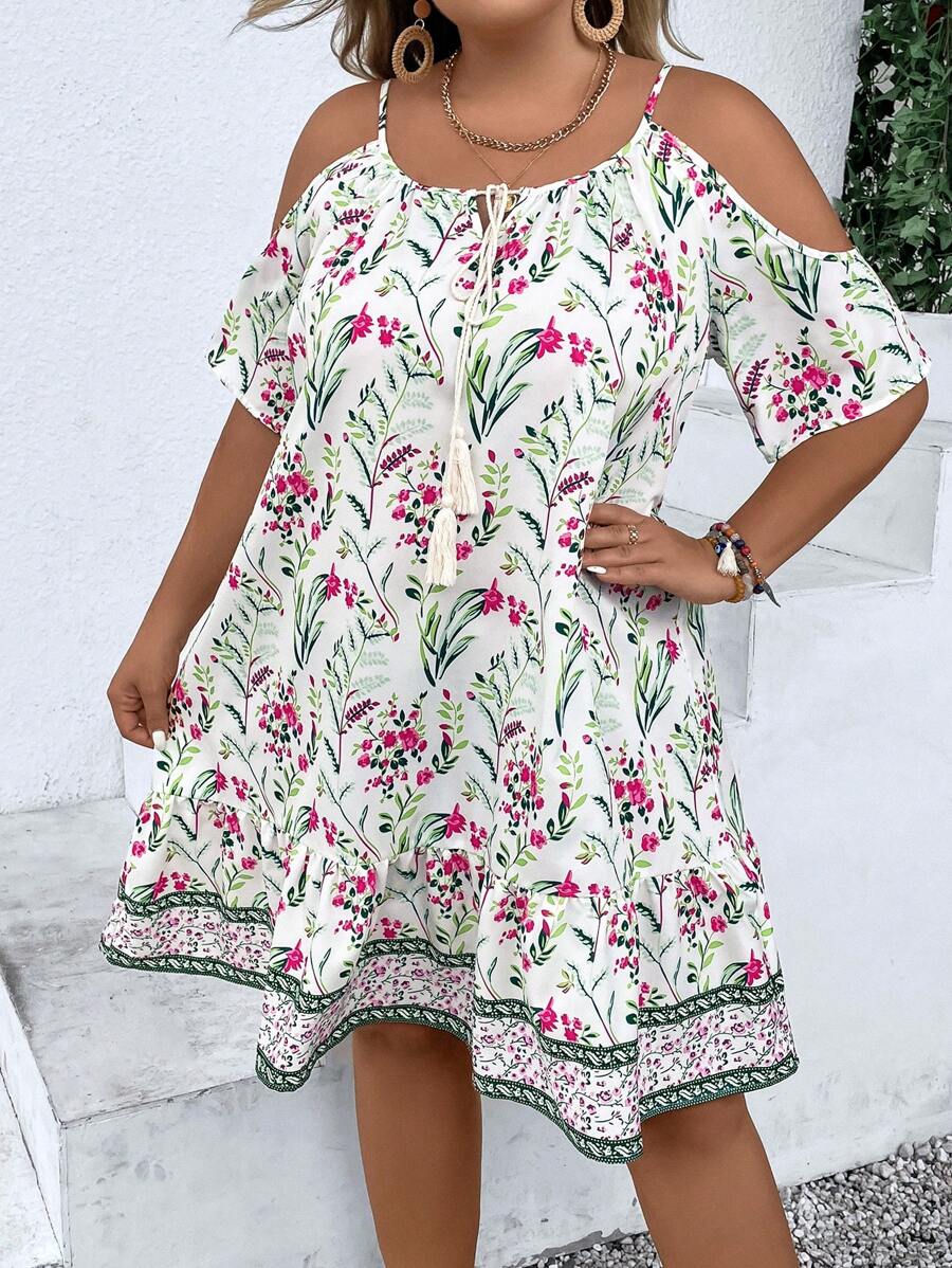 SHEIN Clasi 大碼印花挖肩荷葉邊連衣裙 - 彩色 - 查看 1