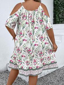 SHEIN Clasi 大碼印花挖肩荷葉邊連衣裙 - 彩色 - 查看 2