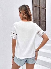SHEIN Frenchy 拼接水溶蕾絲T恤 - 白色 - 查看 2