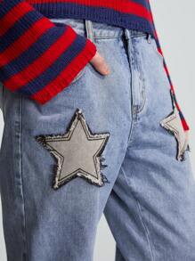 ROMWE MEN Street Life Guys Star Patched Jeans Without Belt - Light Wash - View 4