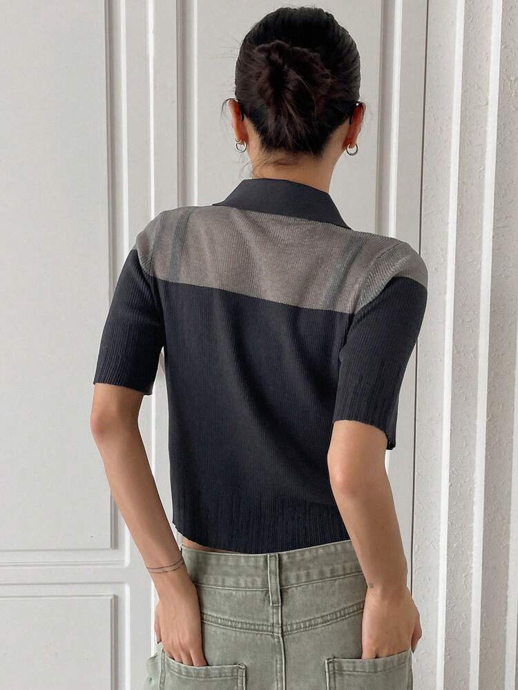 DAZY 雙色Polo領針織上衣 - 灰色 - 查看 2