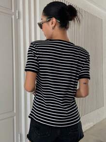 DAZY Camiseta Con Estampado De Rayas - Negro - Ver 2