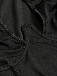 SHEIN ICON Tricou decupat în față