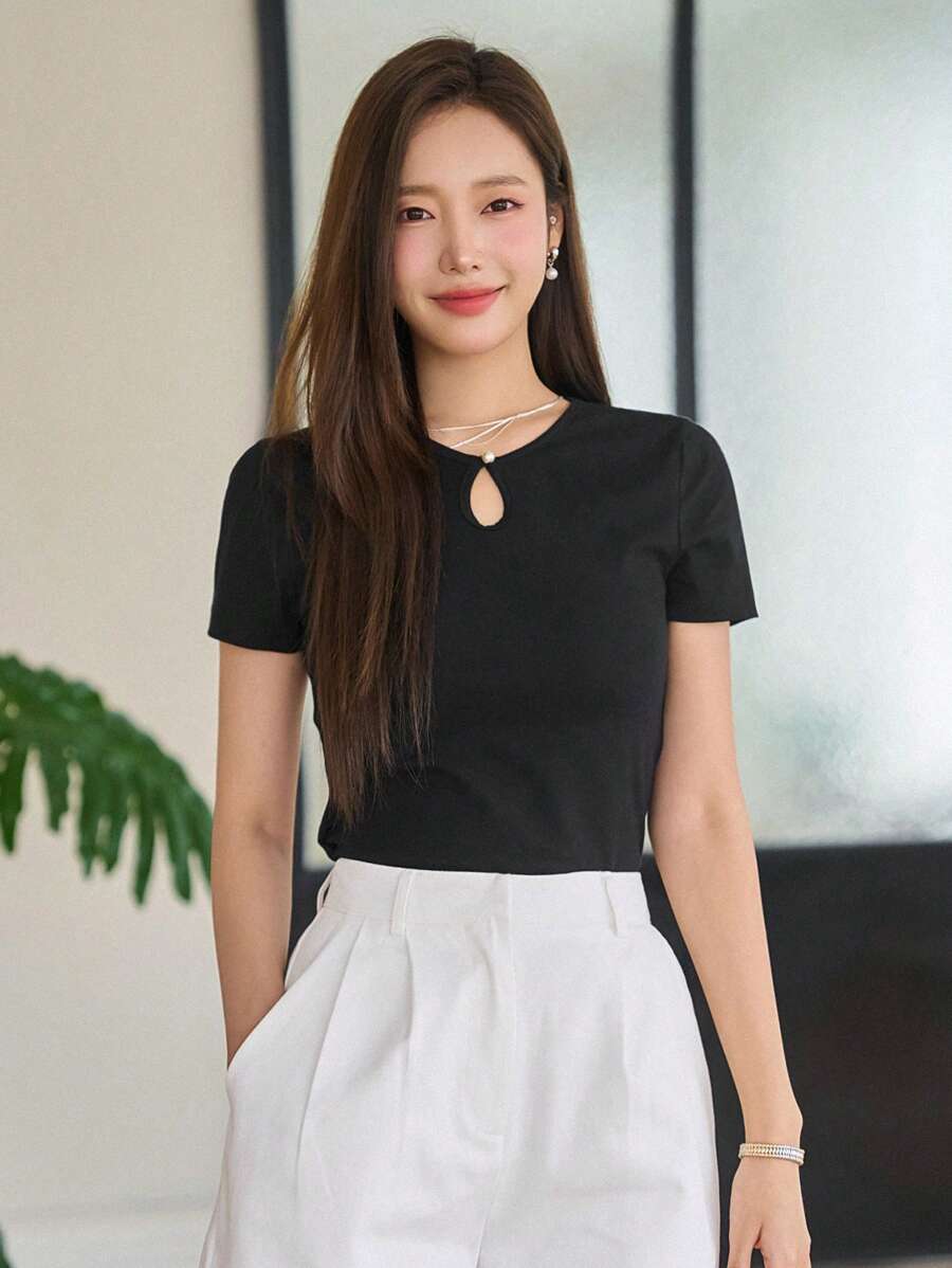 DAZY Đường viền lỗ khóa Đồ đan Ribbed Áo thun - màu đen - Xem 1