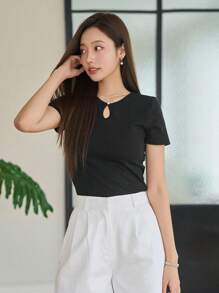 DAZY Đường viền lỗ khóa Đồ đan Ribbed Áo thun - màu đen - Xem 6