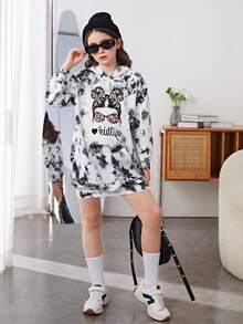 SHEIN 少女扎染字母和图案袋鼠口袋落肩卫衣连衣裙 - 黑與白 - 查看 4