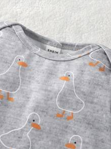 女嬰卡通圖案T恤和包腳長褲和帽睡衣套裝 - 灰色 - 查看 4