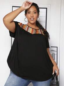 SHEIN CURVE+ 大碼幾何印花T恤 - 黑色 - 查看 4