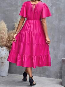 SHEIN LUNE 素色荷葉邊A字連衣裙