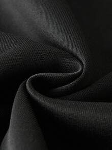 Flirla 加大码字母图案袋鼠口袋抽绳保暖卫衣 - 黑色 - 查看 4