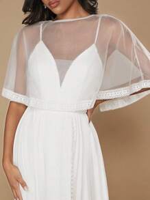 SHEIN Belle 素色網紗覆蓋蕾絲披肩婚紗連衣裙