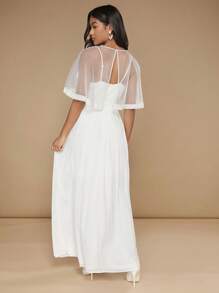 SHEIN Belle 素色網紗覆蓋蕾絲披肩婚紗連衣裙