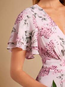 SHEIN Belle 滿版印花深V領高衩連衣裙 - 彩色 - 查看 6